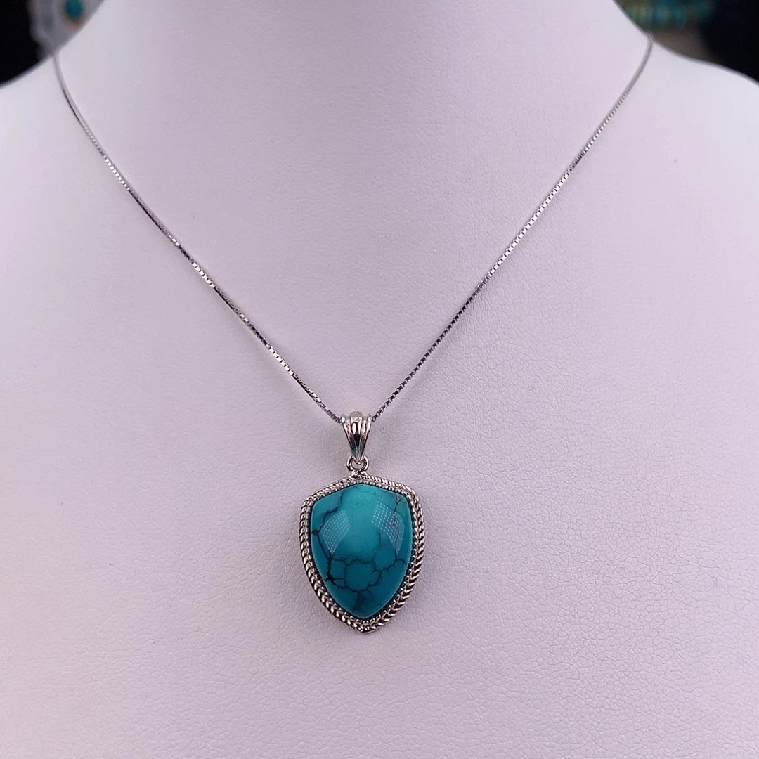 绿松石银S925镶嵌颈饰