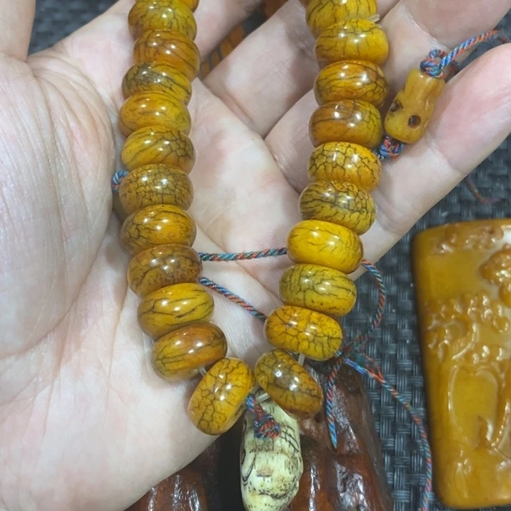 滴血莲花菩提吊坠