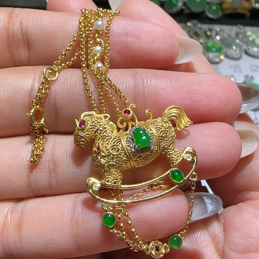 【闪购商品】颈饰18K金镶嵌翡翠天然