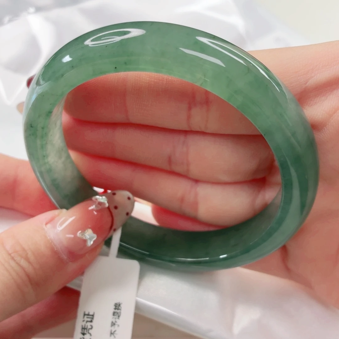 翡翠未镶嵌手镯58.4x476