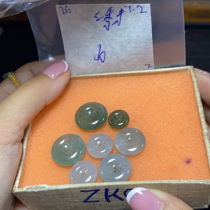 三***才定制翡翠未镶嵌不退