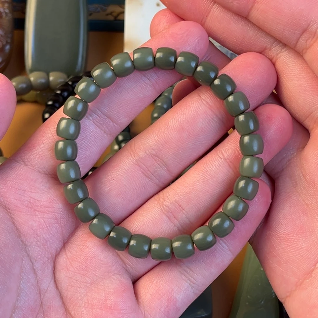 和田玉手链未镶嵌用****8