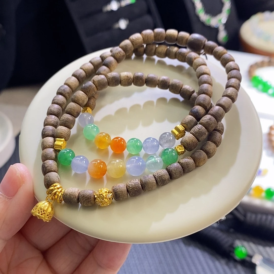 翡翠挂件未镶嵌多圈