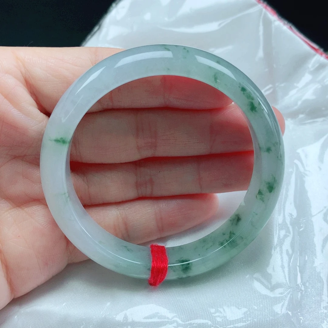 未镶嵌手镯翡翠52