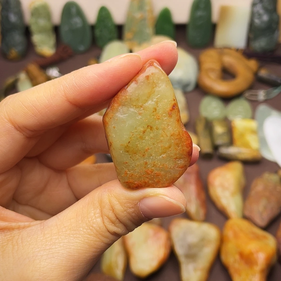 岫岩河磨玉（透闪石质玉）未镶嵌颈饰