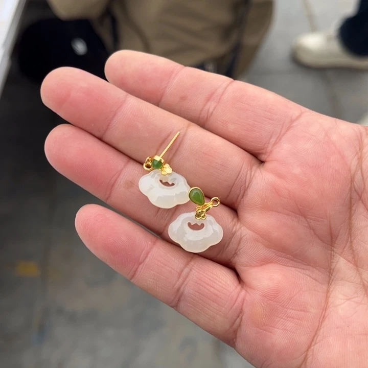 和田玉银S925镶嵌耳饰