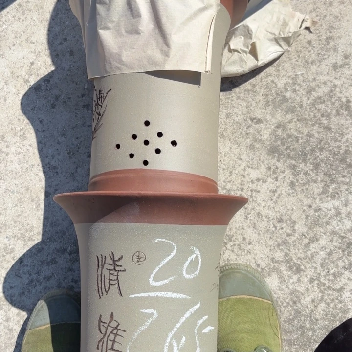 紫砂花盆紫砂的颜色