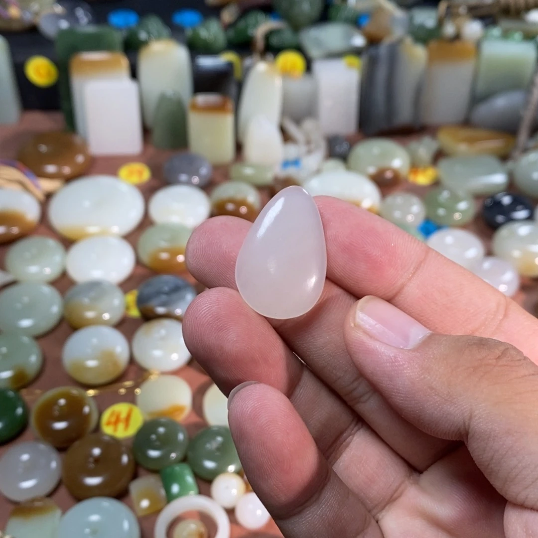 和田玉未镶嵌吊坠(不含链)