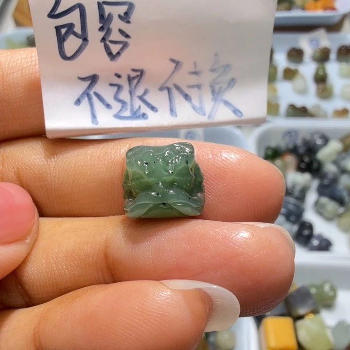 和田玉未镶嵌珠宝奇石