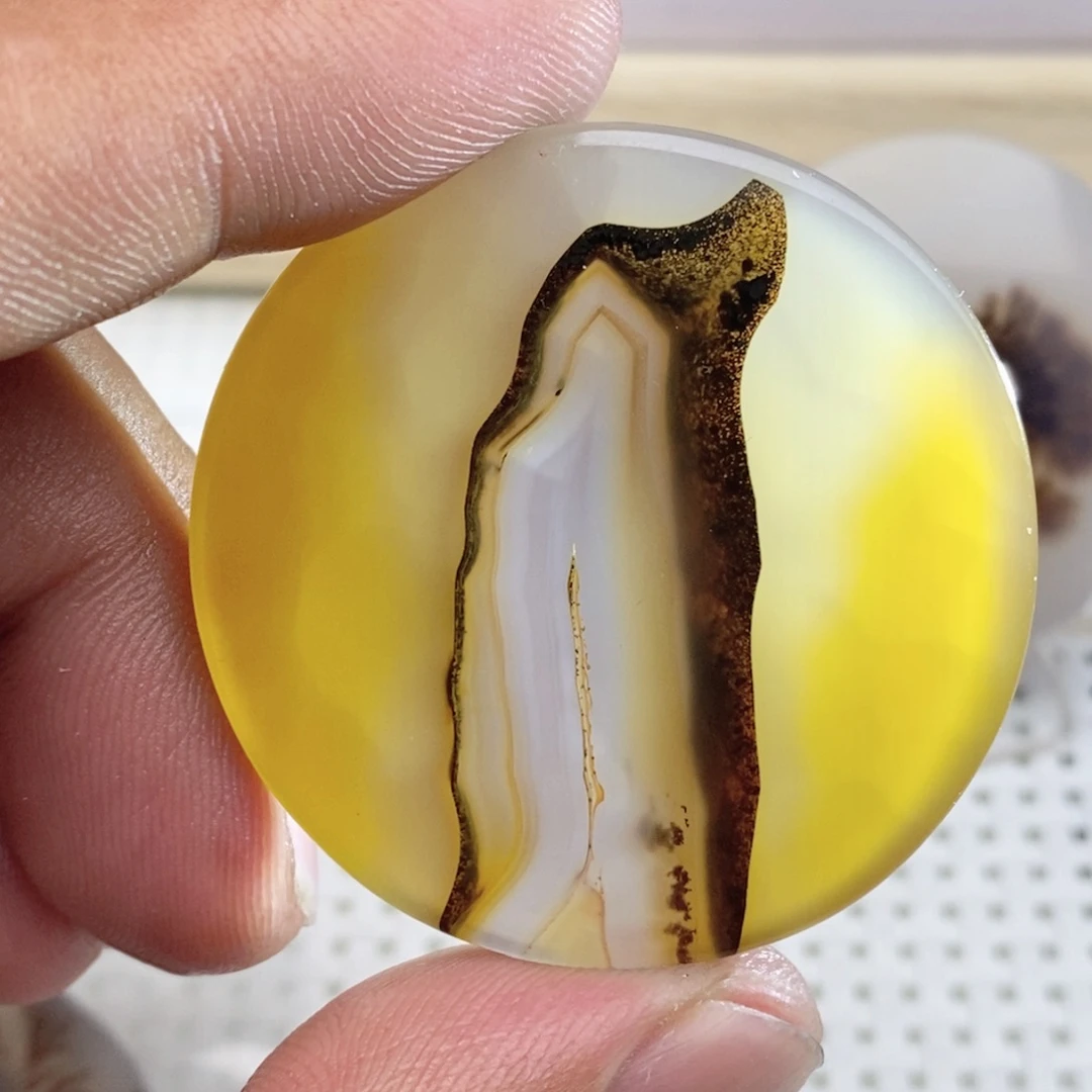 玛瑙/玉髓颈饰未镶嵌老**o