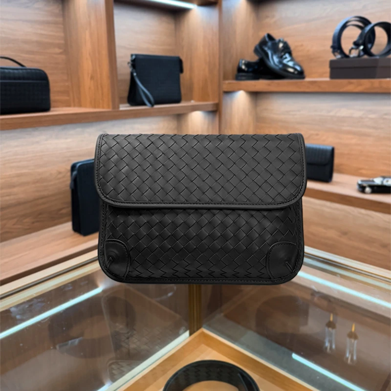 BV【双十一活动】头层胎牛皮纯手工斜跨包编织邮差翻盖包时尚单肩包