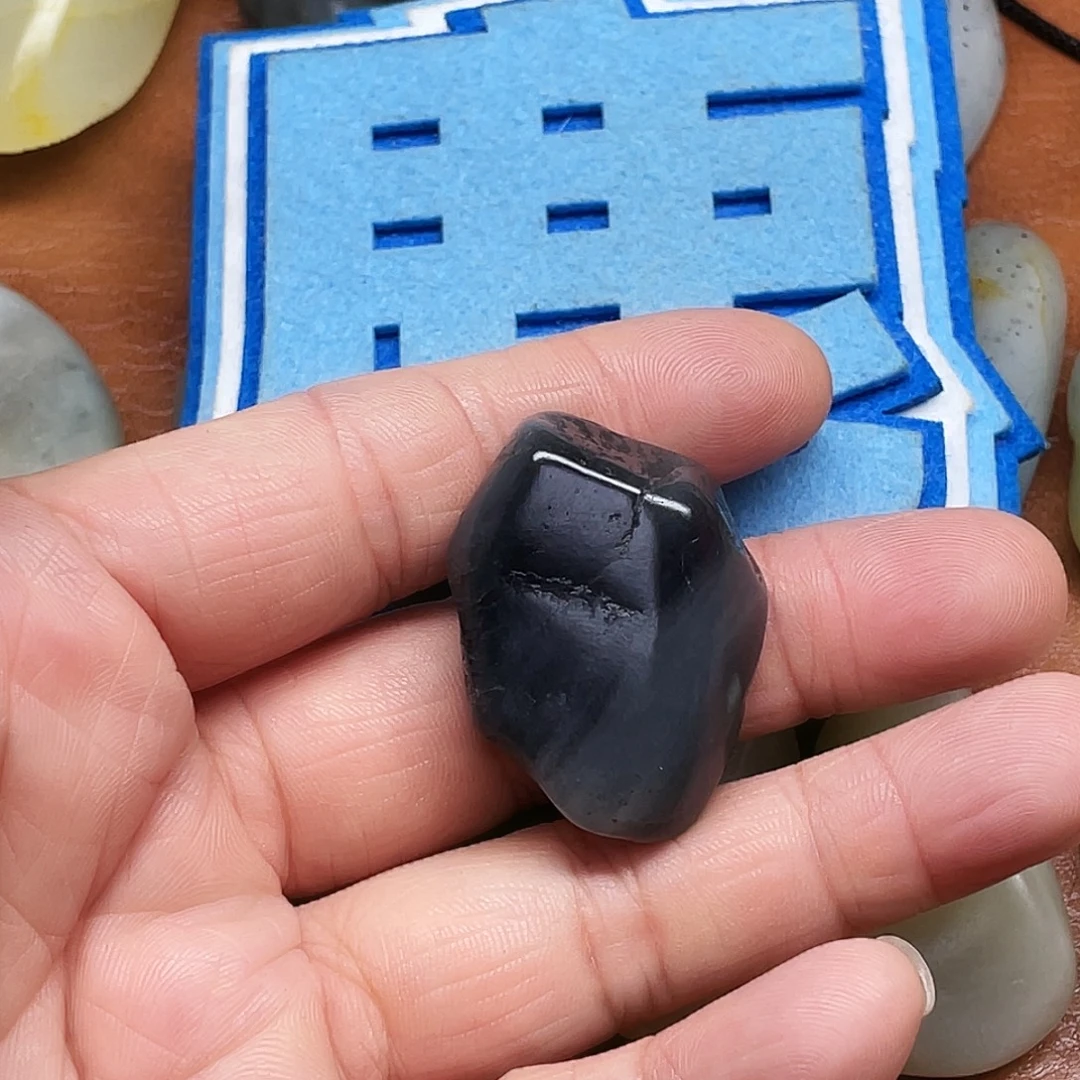 静***默颈饰未镶嵌和田玉