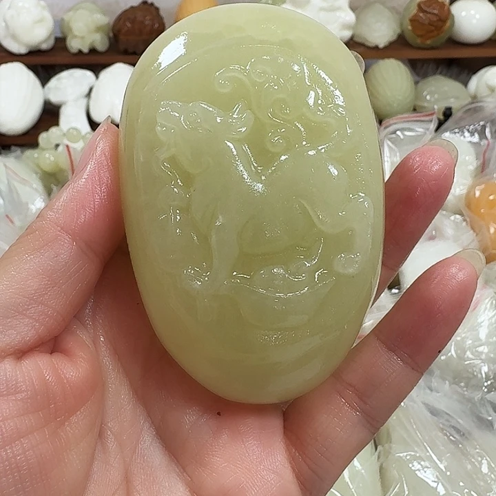 舌***道砖雕石头手把件不退不换