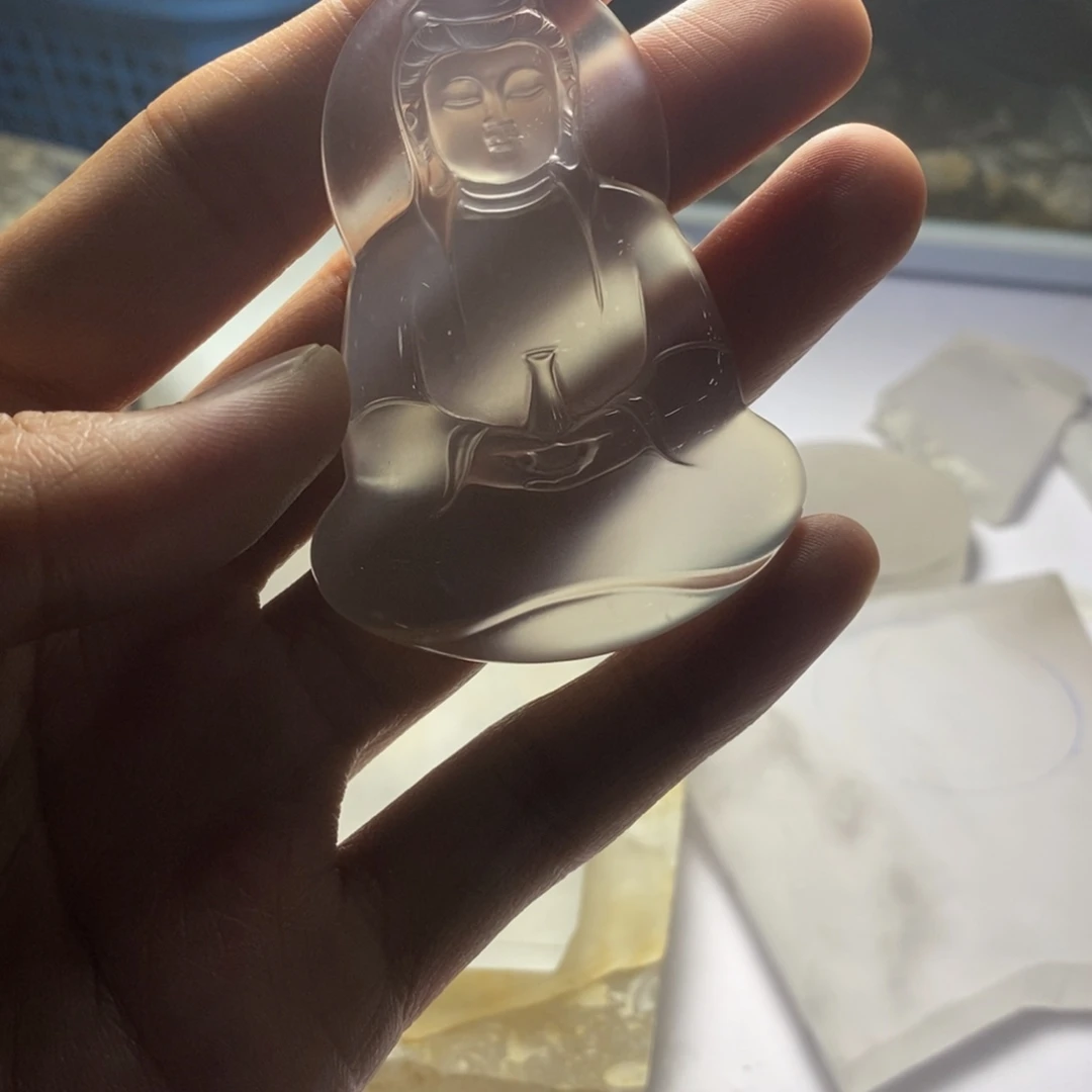 爱***宝石英质玉未镶嵌珠宝半成品