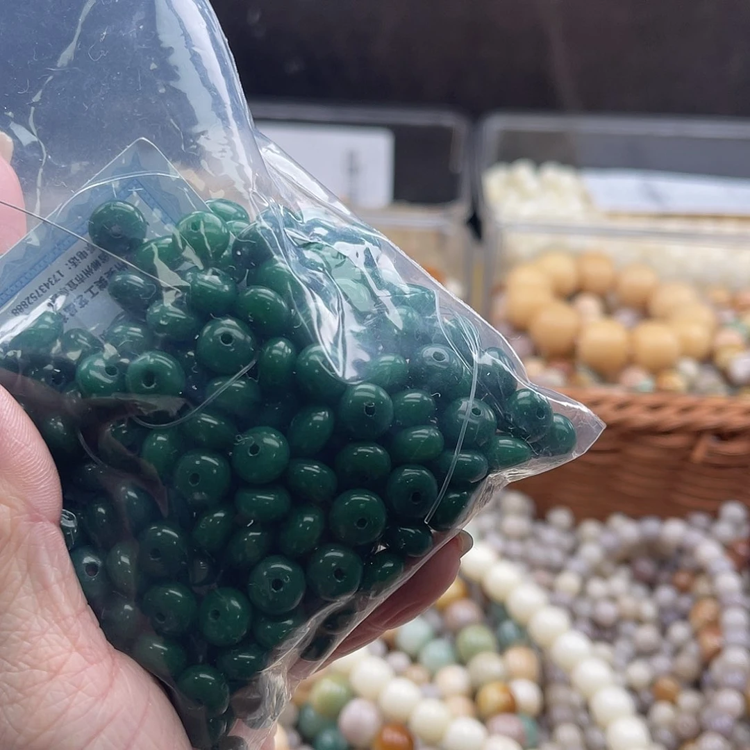 白玉菩提吊坠Z/9mm/130颗锅底