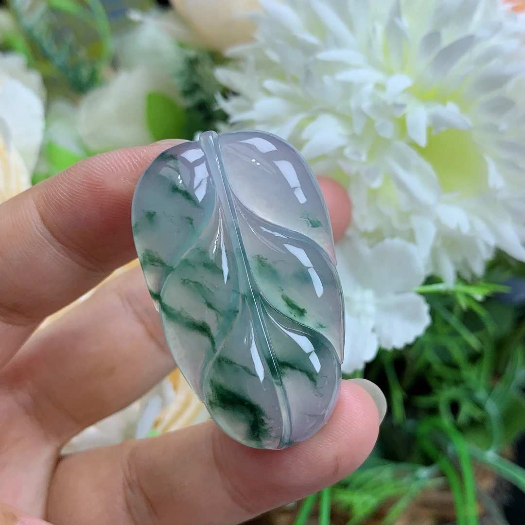 缅甸天然翡翠A货玉石高冰起光飘花叶子吊坠钟尺寸41.2/25/5.6mm