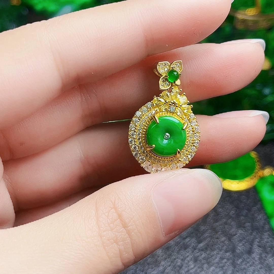 颈饰银S925镶嵌翡翠多样性