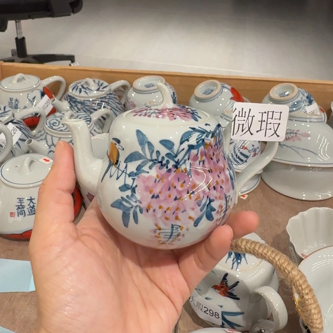 釉下手绘茶具微瑕