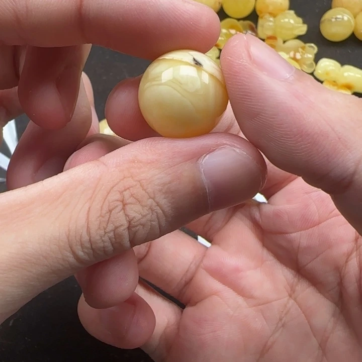 蜜蜡未镶嵌珠宝奇石天然490