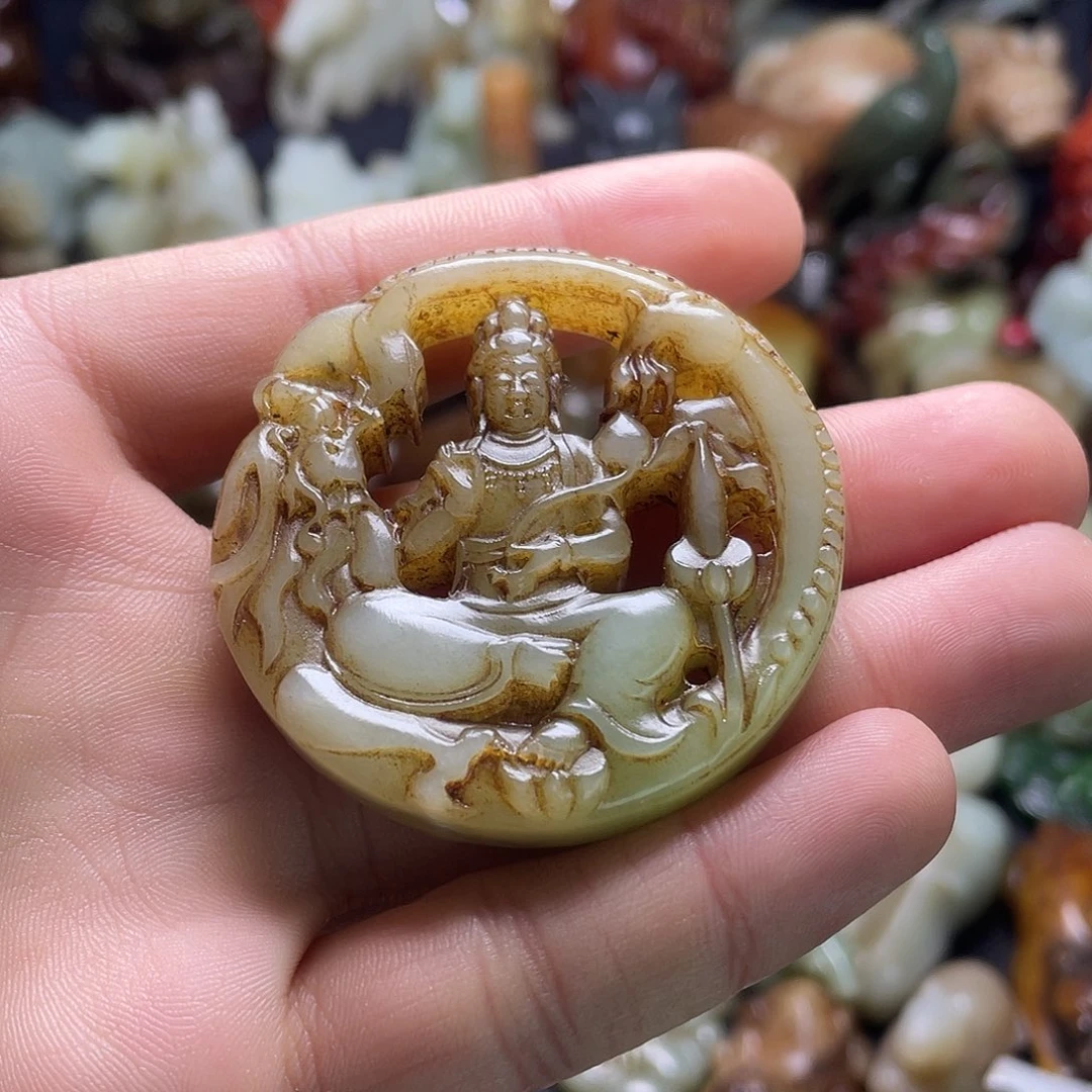 和田玉（糖玉）未镶嵌颈饰