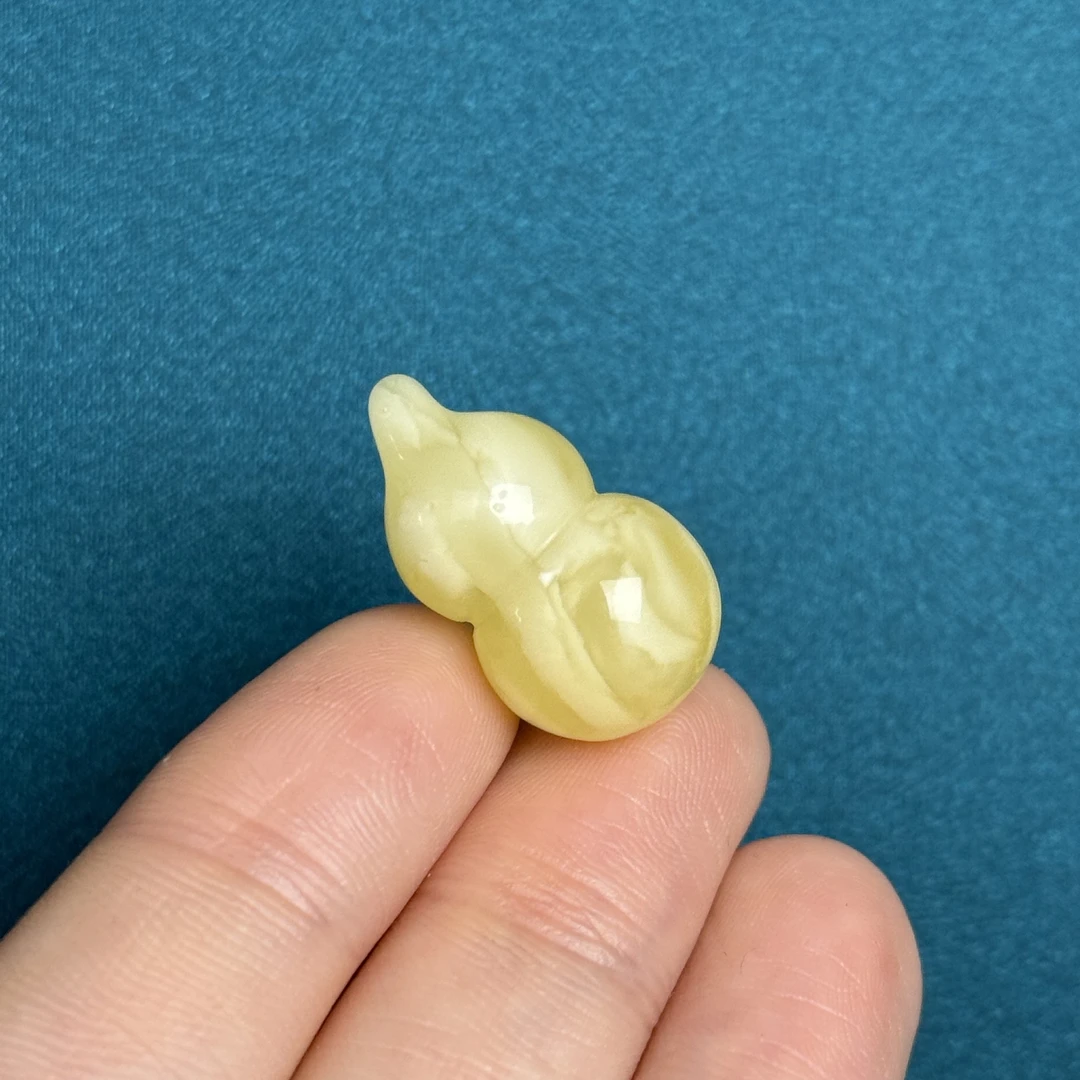 Y5274天然原矿蜜蜡 葫芦14*24.3mm支持复检假一罚十