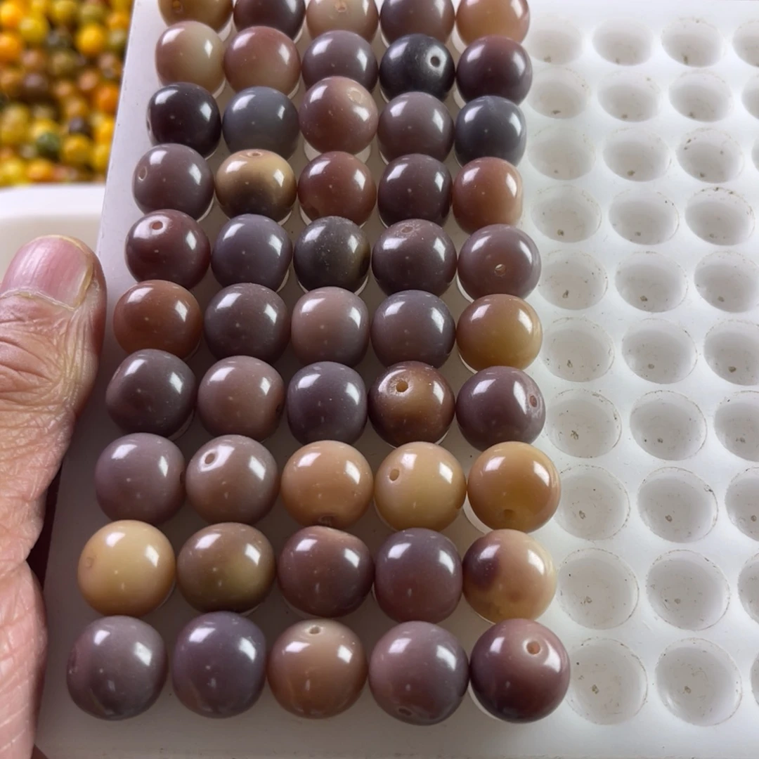 白玉菩提吊坠瑕疵14-12紫罗兰深苹果50颗