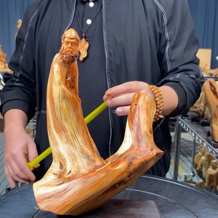 柏木（崖柏）随型摆件