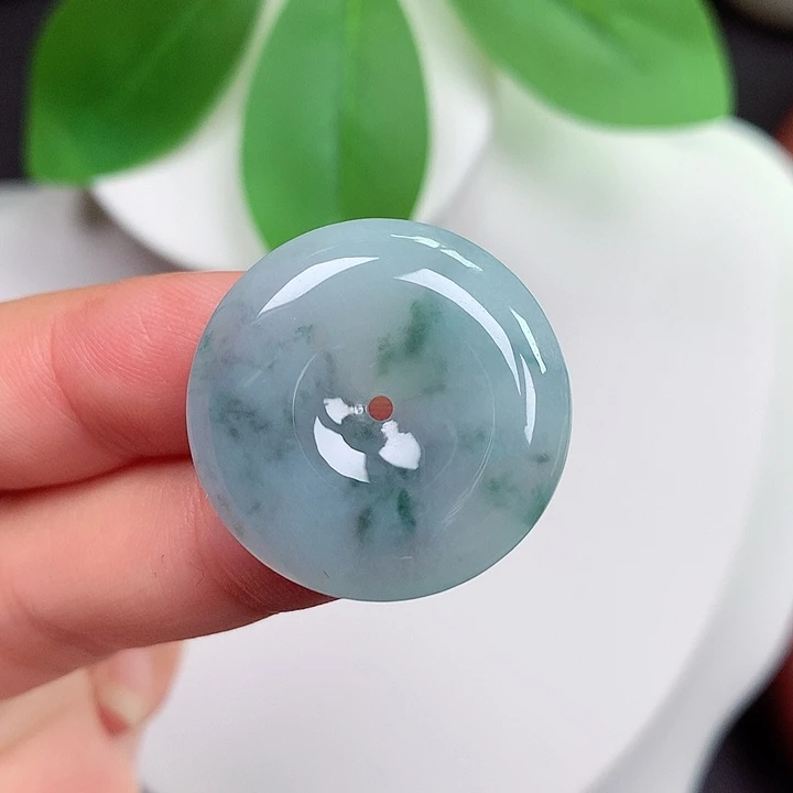 颈饰未镶嵌翡翠平安扣25x5.7mm