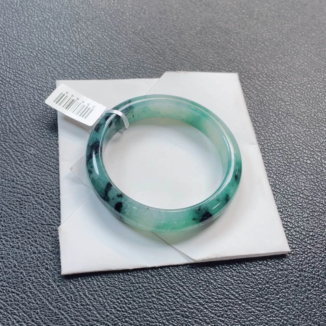 翡翠手镯未镶嵌55正圈