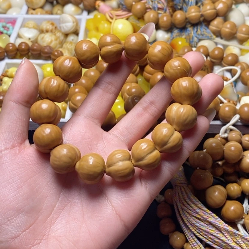 【闪购商品】吊坠猴头核桃一****?