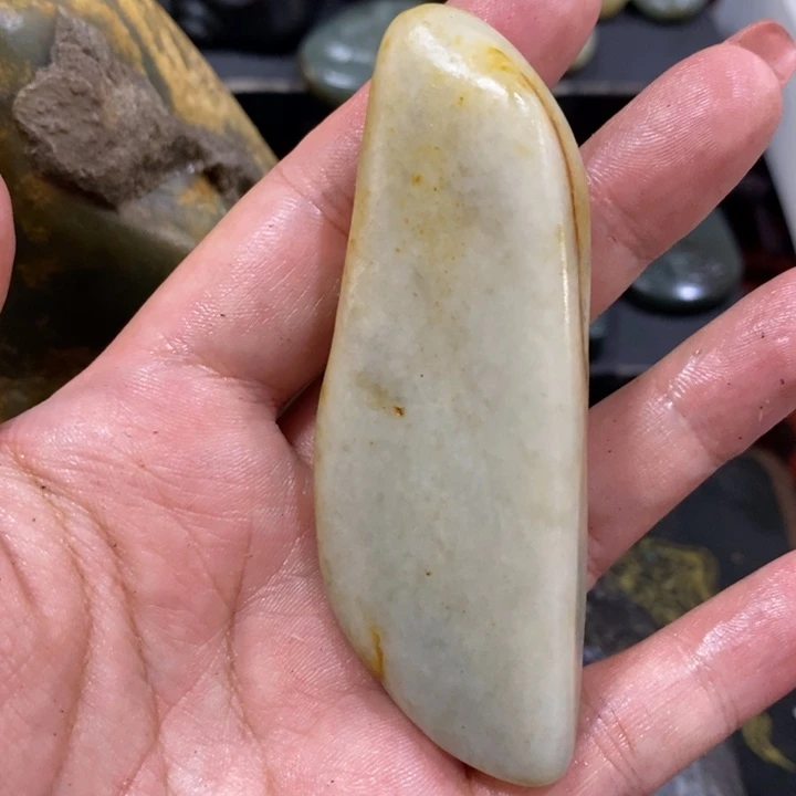未镶嵌和田玉（糖玉）挂件