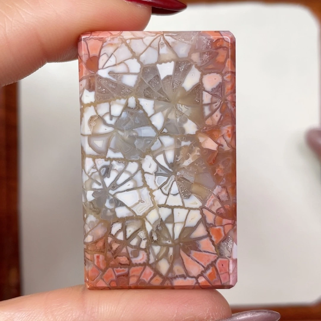 【闪购商品】未镶嵌吊坠(赠链)硅化玉