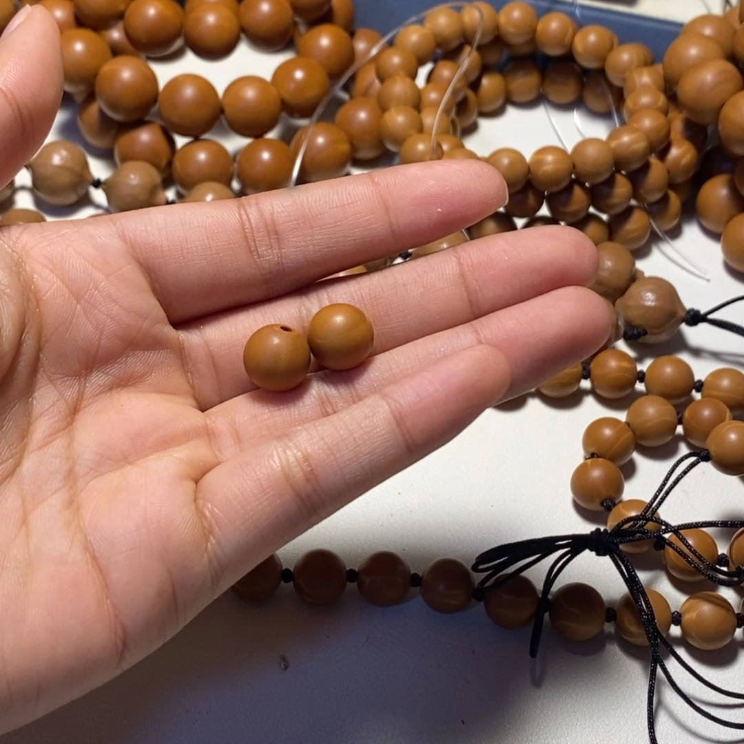 橄榄核手串/手链9*1.15精品