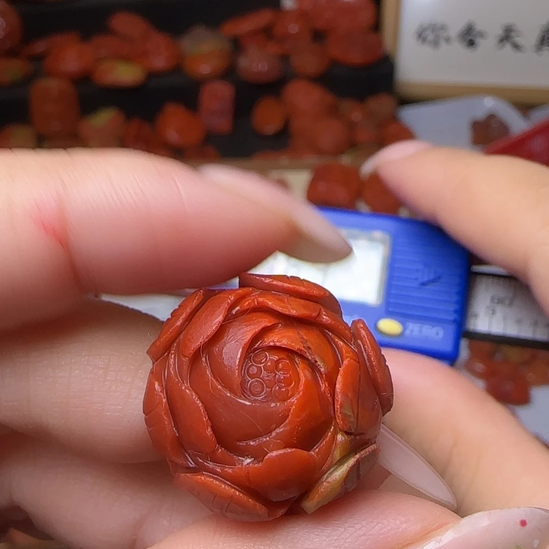 南红玛瑙未镶嵌颈饰