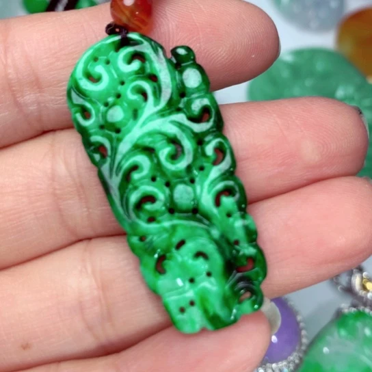 翡翠吊坠(不含链)未镶嵌