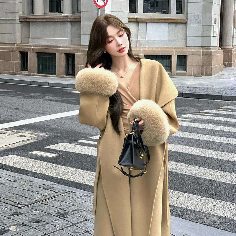 LMOMO 女神大衣2025秋冬狐狸毛袖双面羊绒高级感中长款毛呢S4052