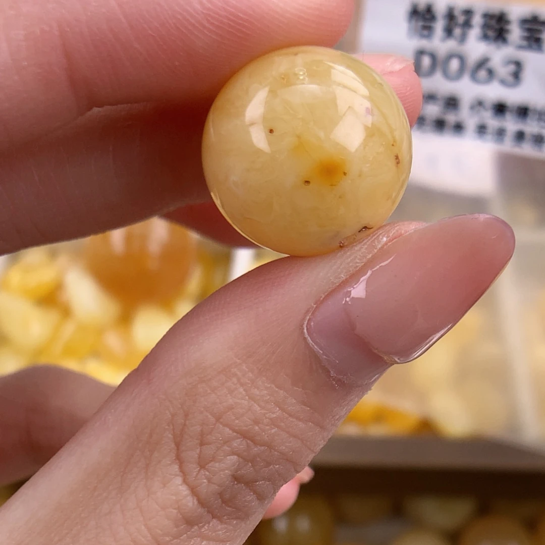 琥珀未镶嵌珠宝奇石17.8