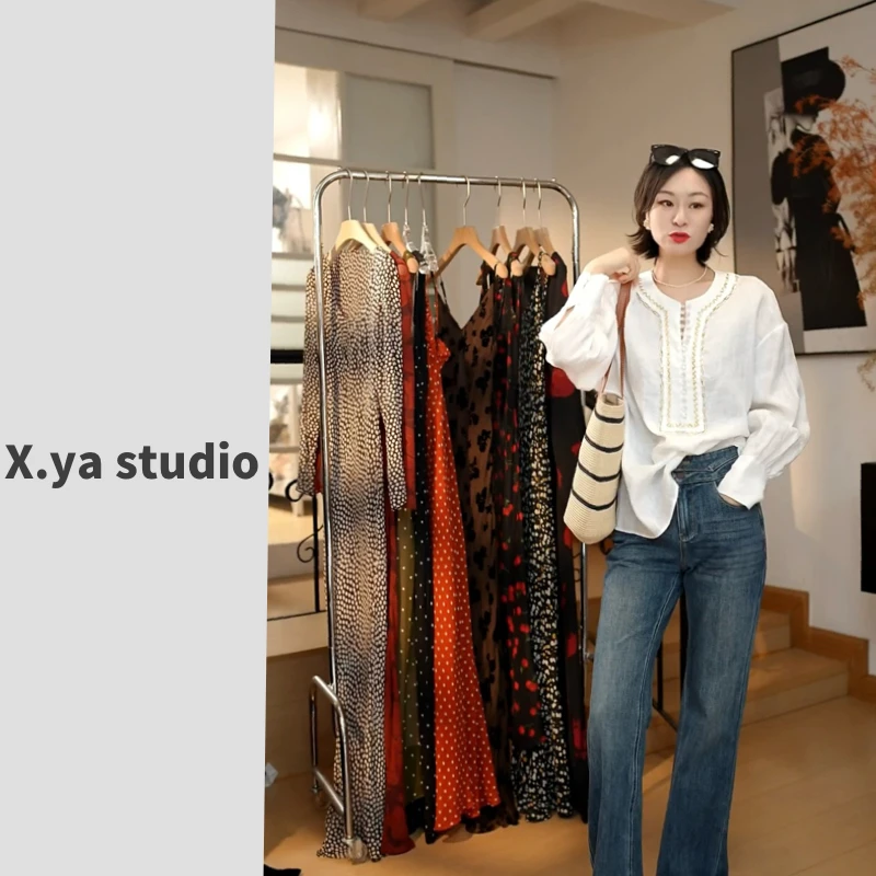 小雅家  2025时尚休闲钉珠白衬衫女春欧货新款中长款法式亚麻上衣