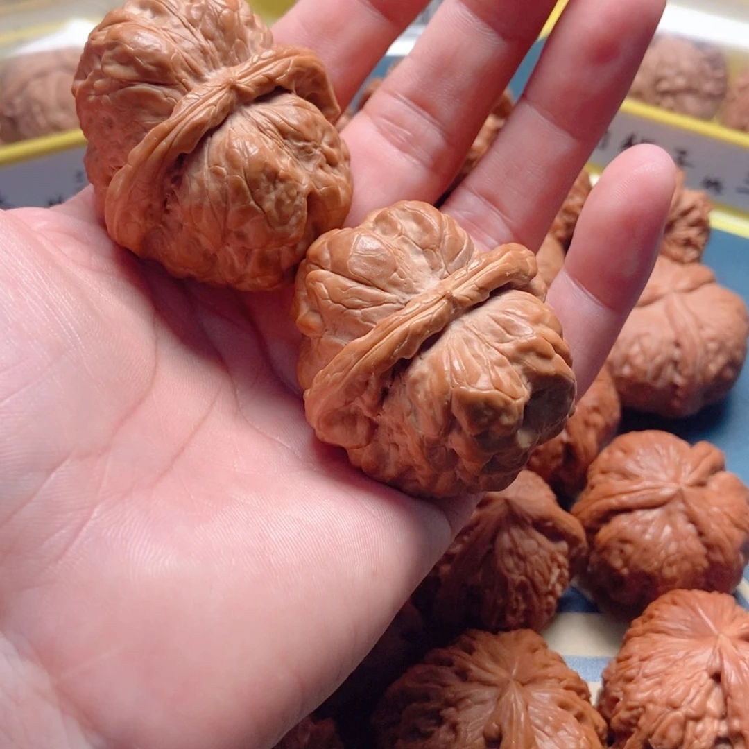 文玩核桃把件妮*爹蛤蟆头