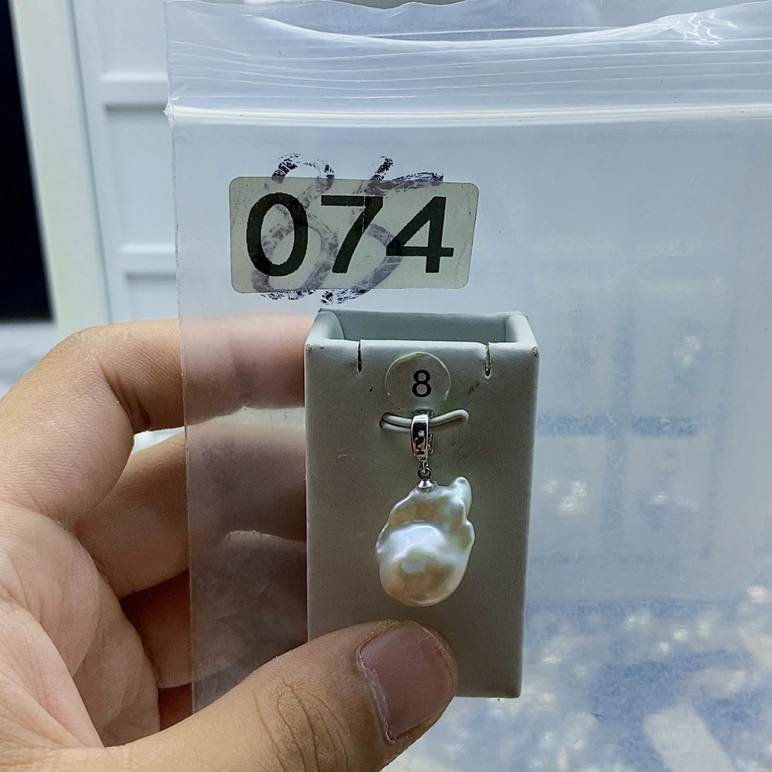 淡水珍珠合金颈饰