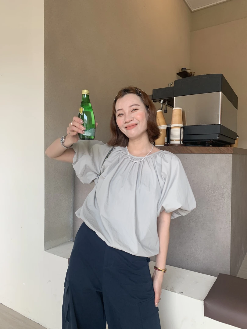 短袖衬衫春夏新款日系高定简约廓形云朵蓬蓬轻盈短款圆领女#6876