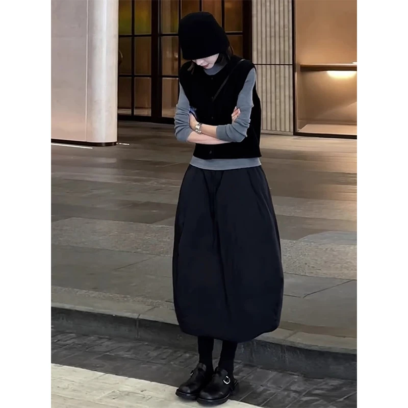 早秋穿搭整套高级感减龄洋气时尚又a又飒黑色针织马甲三件套装裙