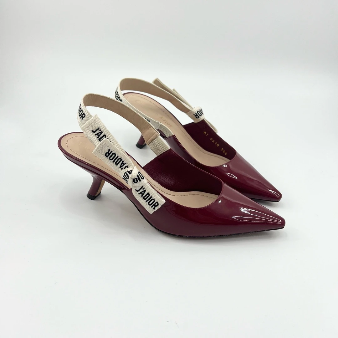 95新 DIOR/迪奥 36.5码/暗红色标语绑带小猫跟鞋/pp