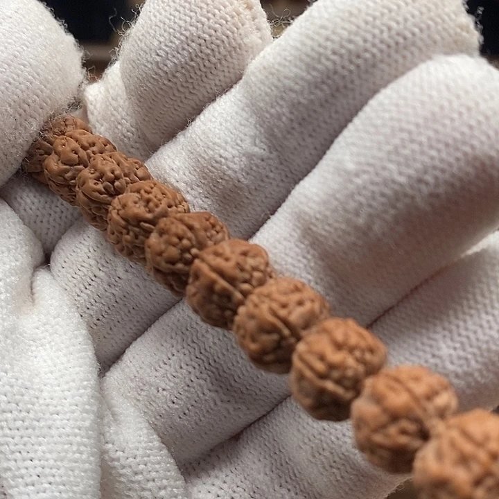 馒***爸吊坠金刚菩提108元皮树王