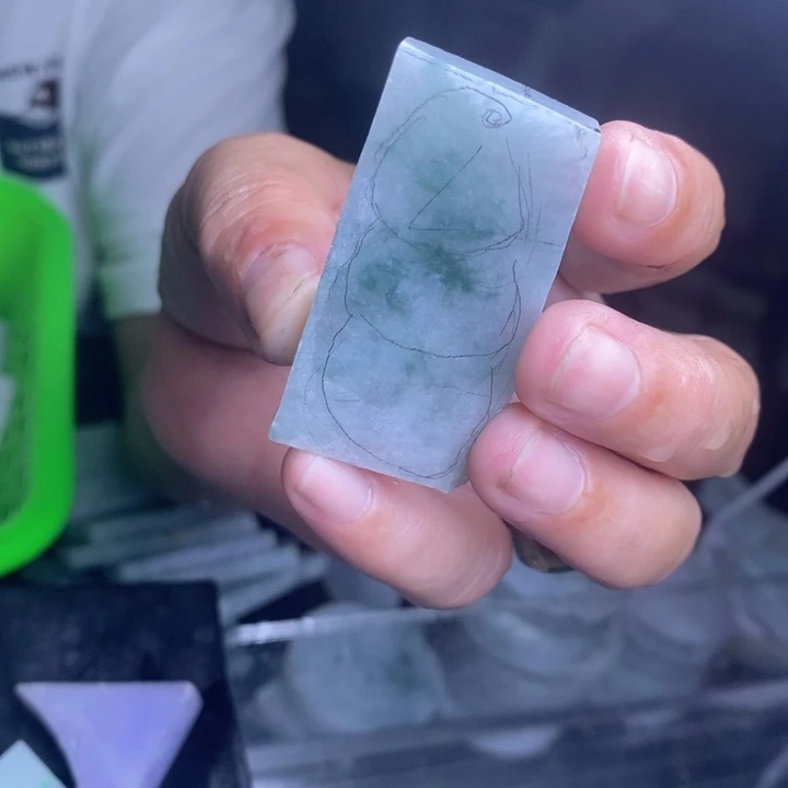 定制翡翠未镶嵌