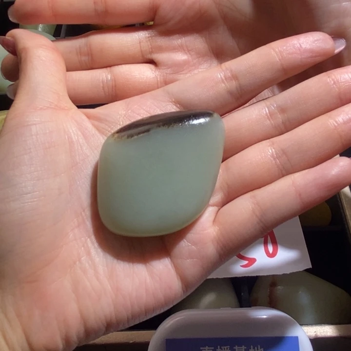 和田玉（糖玉）未镶嵌颈饰“