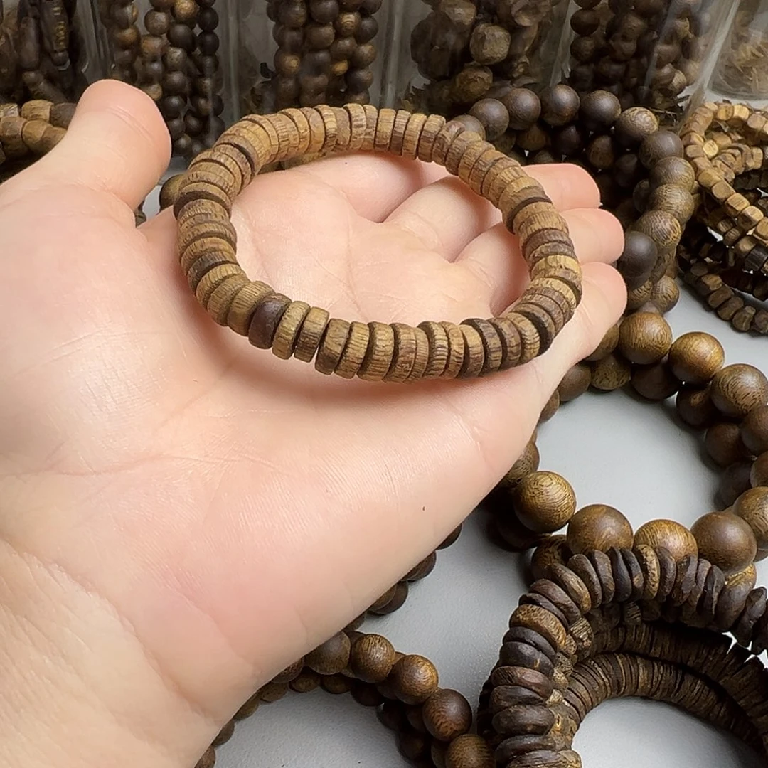 沉香碎屑沉香奇楠老料厚片单圈6.2克（福利款）