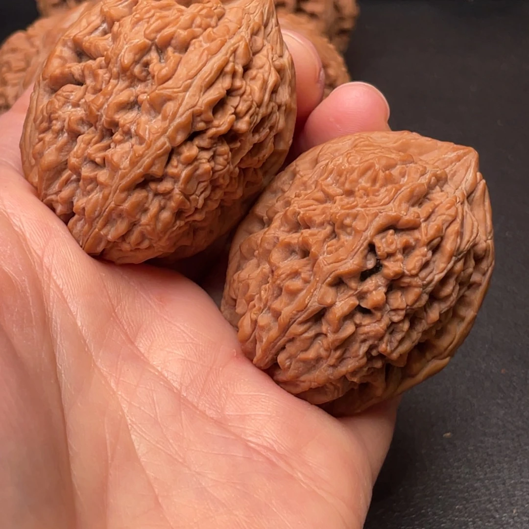 伍***8文玩核桃吊坠大蒜头36尺