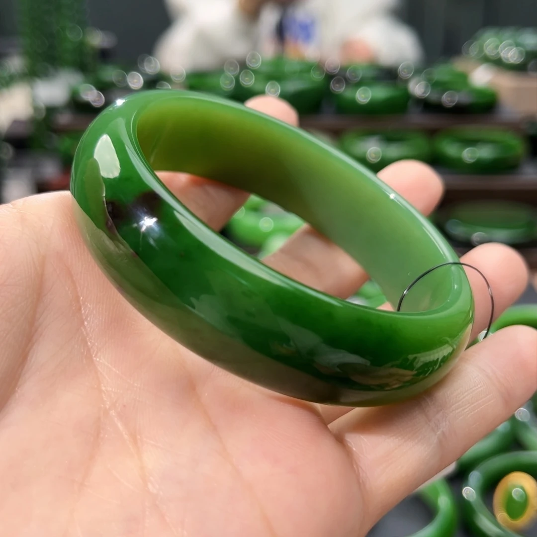 未镶嵌手镯和田玉（碧玉）