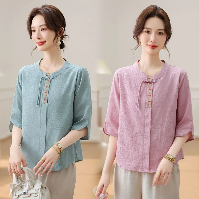 新中式中年妈妈夏装T恤刺绣花中袖中老年女装小衫洋气减龄上衣服